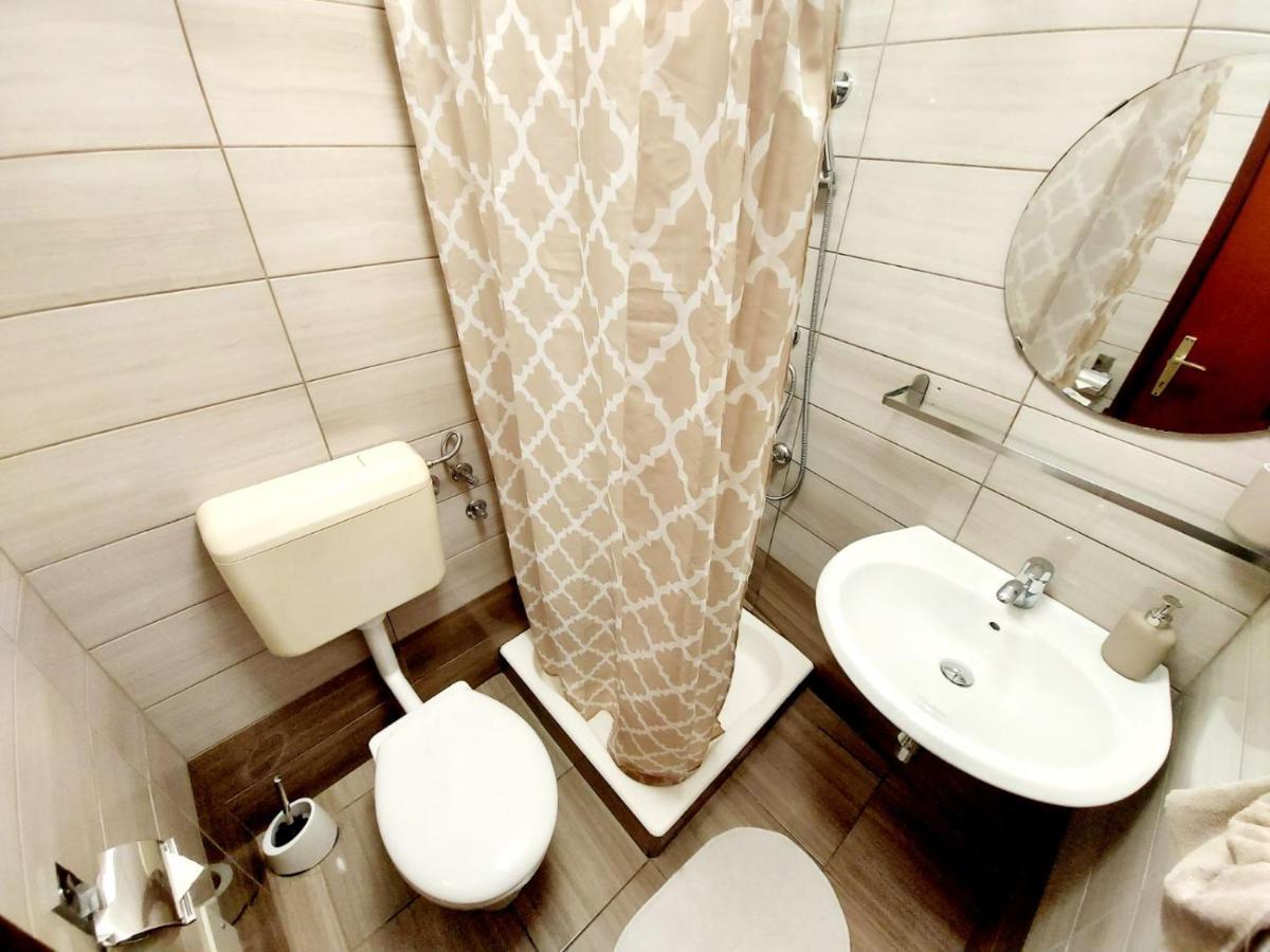 פיראן Terra Apartments מראה חיצוני תמונה